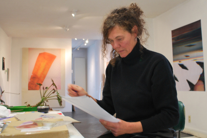 Portrait Hilde Overbergh in her atelier