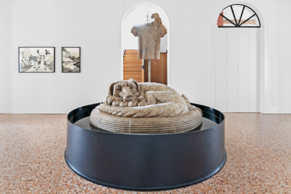 Stowaway Nehalennia's dog (2021) | 195 x 174 x 176 cm | polyester resin and drifted stone fragments